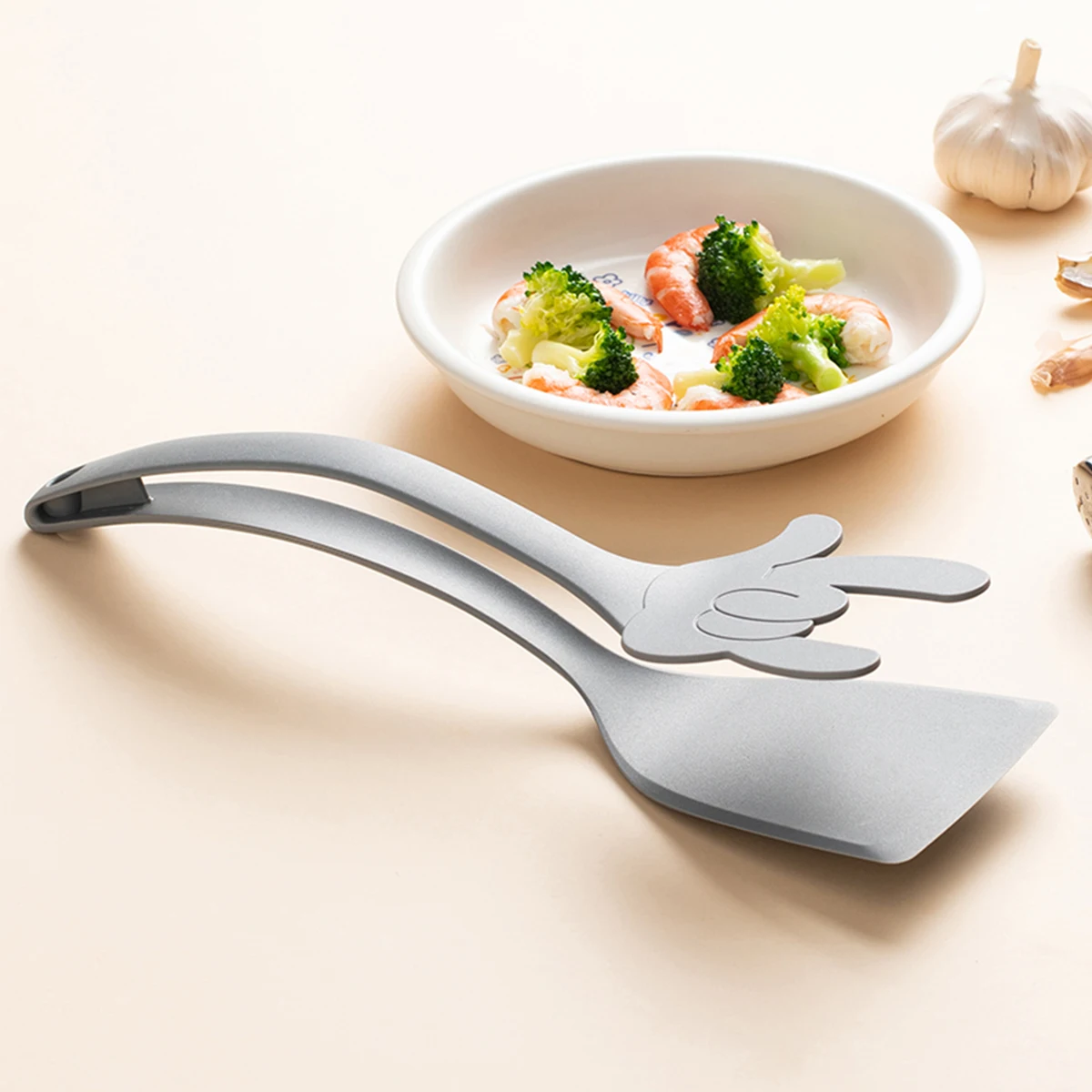 Hi Tech Kitchen Accessories - Silicone Shovel Clip Flip Tongs, Egg